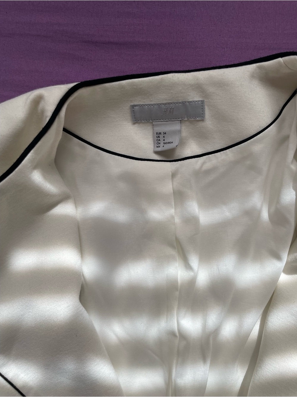 H&M White Jacket with Black Contrast Piping - Picture 5 of 11